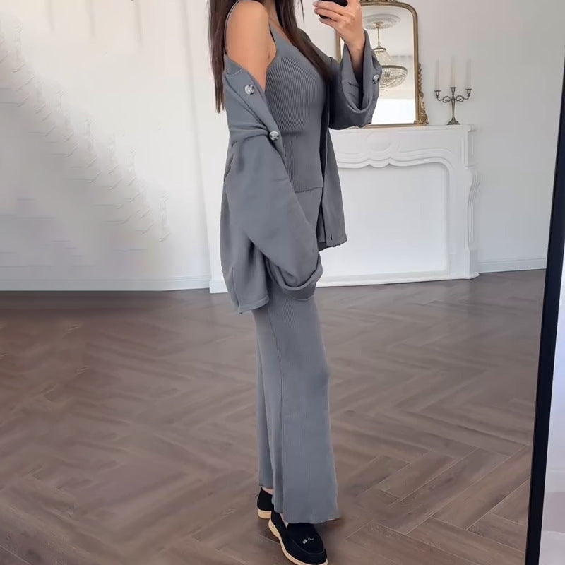 Kvinnors eleganta stickade klänning med matchande cardigan wrap Mirla-Eva Jonsson