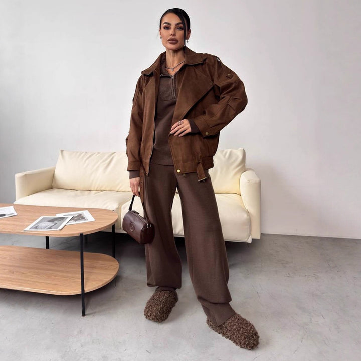 Kvinnors eleganta stickade pullover med halv dragkedja och vida byxor Eva Jonsson-Eva Jonsson
