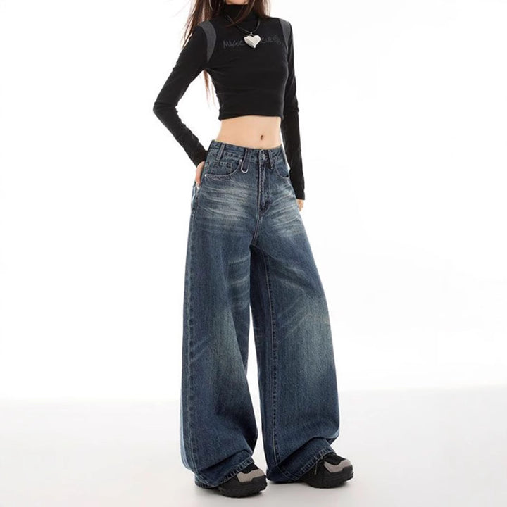 Kvinnors extra jeans i trendig brukt look Mirla-Eva Jonsson
