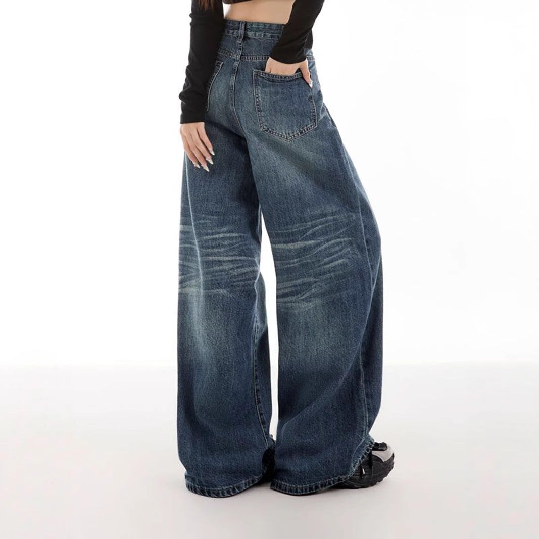 Kvinnors extra jeans i trendig brukt look Mirla-Eva Jonsson