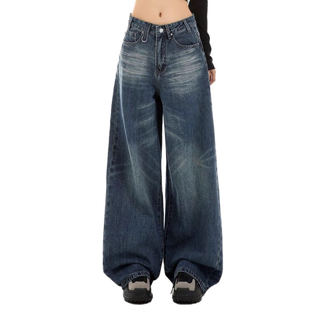 Kvinnors extra jeans i trendig brukt look Mirla-Eva Jonsson