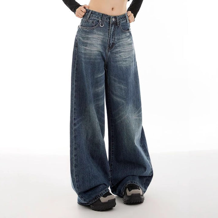 Kvinnors extra jeans i trendig brukt look Mirla-Eva Jonsson