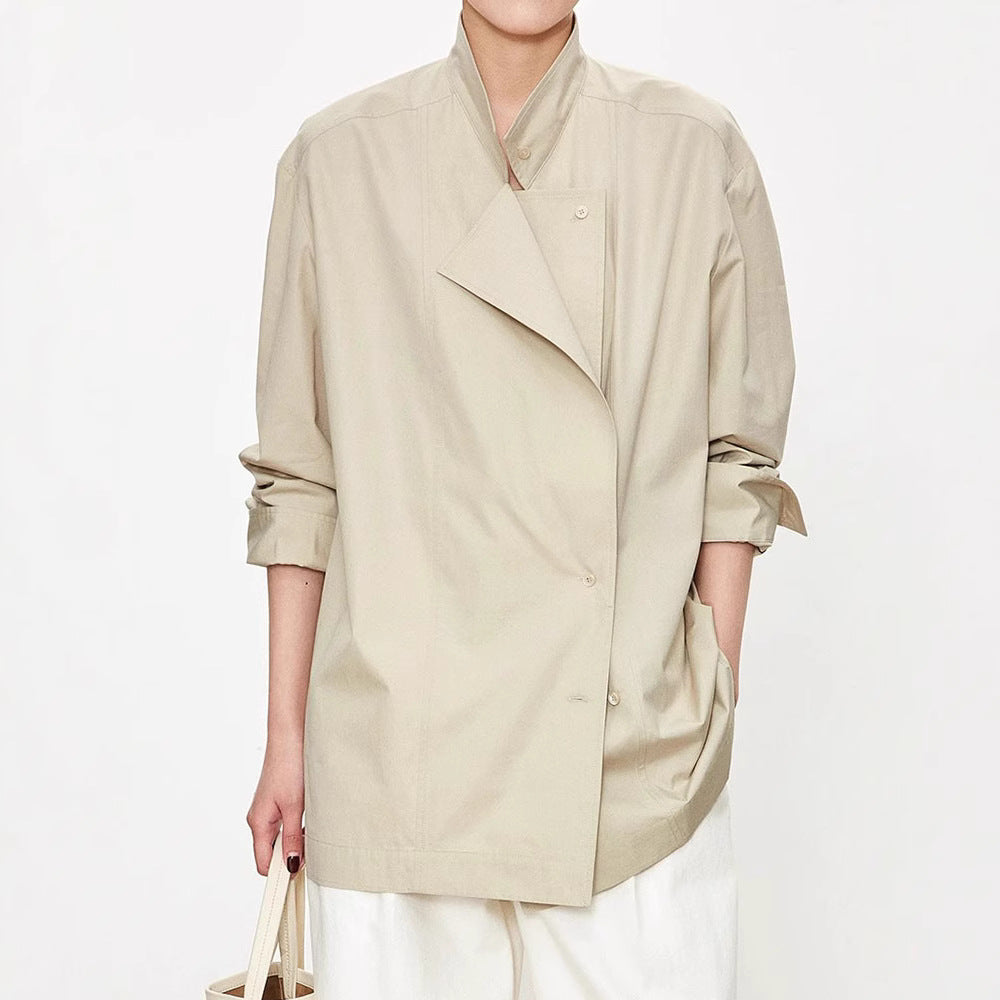 Kvinnors fashionabla asymmetrisk skjorta blus Mirla-Eva Jonsson