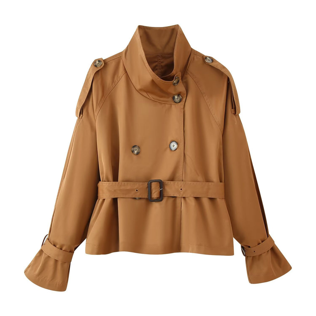 Kvinnors fashionabla trench coat jacka med bred krage och bälte detaljer Mirla-Eva Jonsson