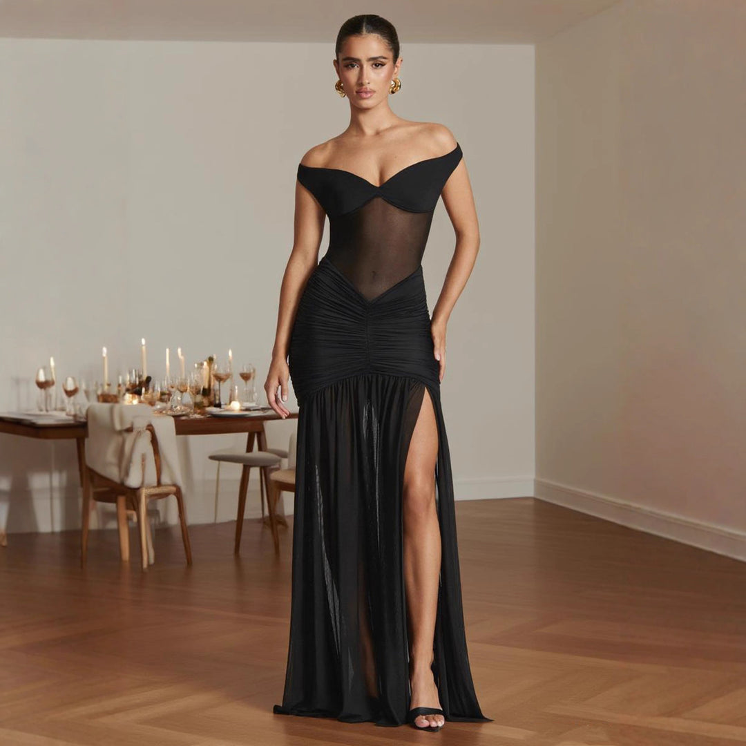 Kvinnors figurnära aftonklänning med off-the-shoulder design och sidoklyfta Mirla-Eva Jonsson
