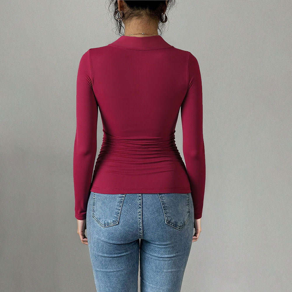 Kvinnors figurnära bodysuit med elegant hjärtnacke och draperingsdetaljer Mirla-Eva Jonsson