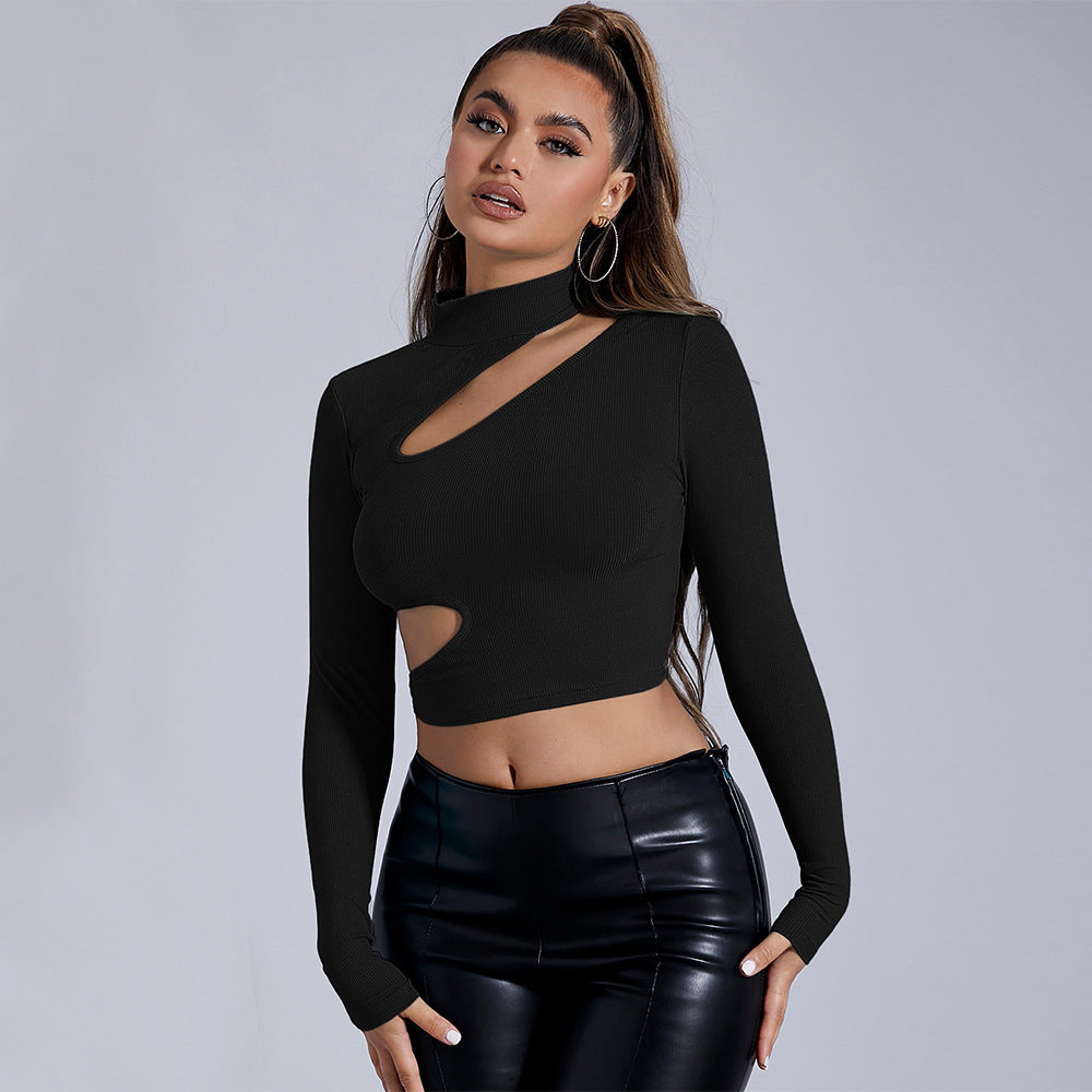 Kvinnors figurnära långärmad crop top med asymmetrisk utskärning Mirla-Eva Jonsson