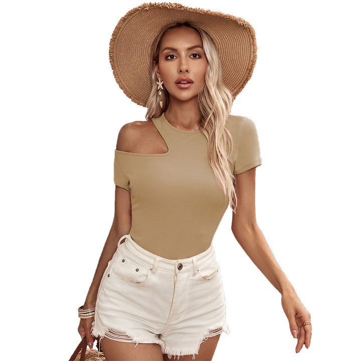 Kvinnors figursydda off-shoulder-topp med moderiktig utskärning Mirla-Eva Jonsson