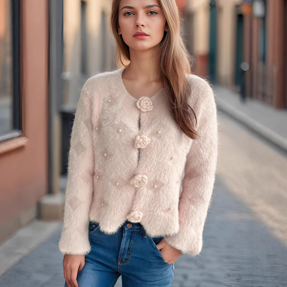 Kvinnors fina kavaj med blommiga applikationer och pärlaccenter Mirla-Eva Jonsson