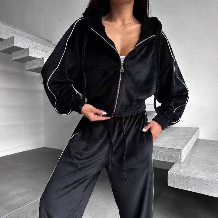 Kvinnors fleece joggingset med huva och kontrasterande kantning-Eva Jonsson