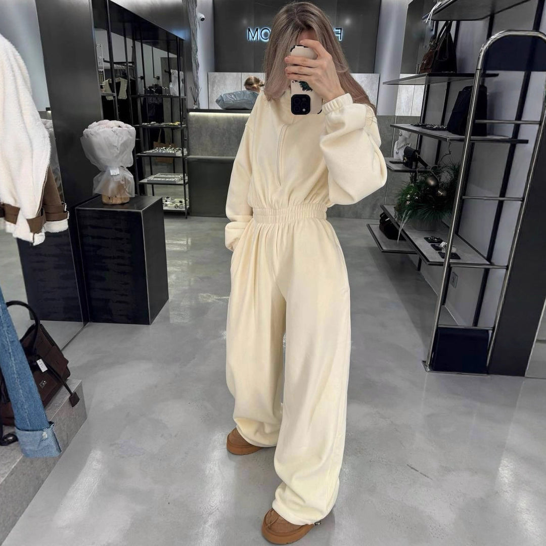 Kvinnors fleece jumpsuit med hög krage och elastisk midja-Eva Jonsson