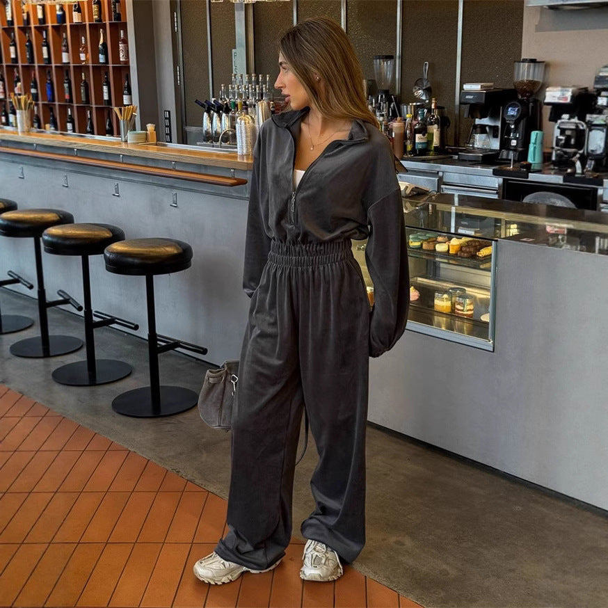Kvinnors fleece jumpsuit med stiliga dragkedjedetaljer och elastisk midja Mirla-Eva Jonsson
