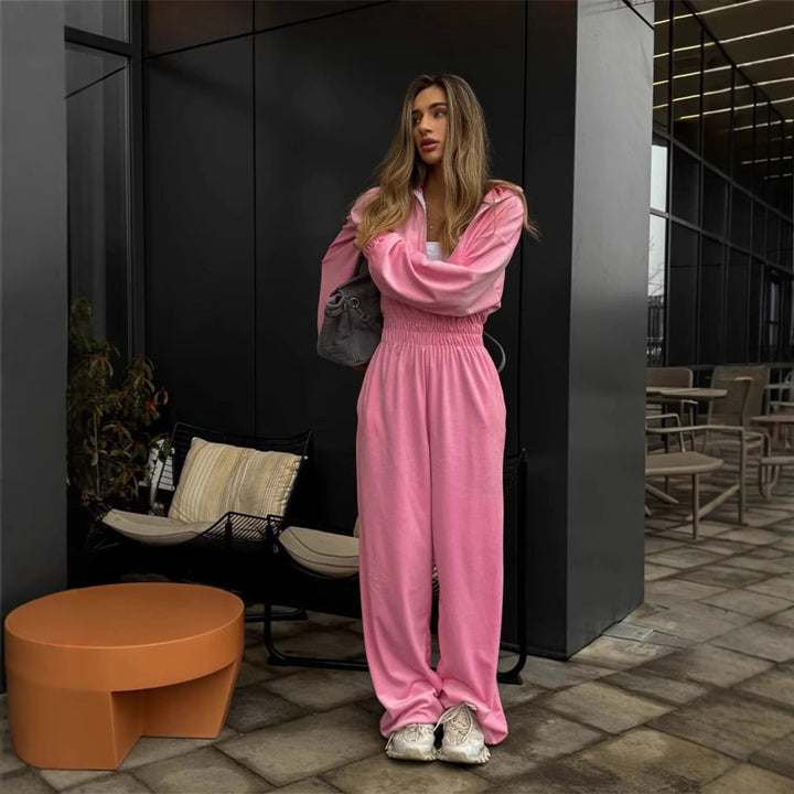 Kvinnors fleece jumpsuit med stiliga dragkedjedetaljer och elastisk midja Mirla-Eva Jonsson