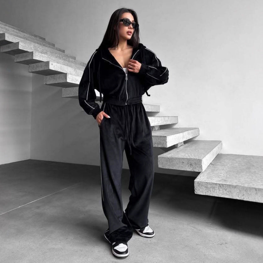 Kvinnors fleece lounge kostym med huva och elastisk midja Mirla-Eva Jonsson