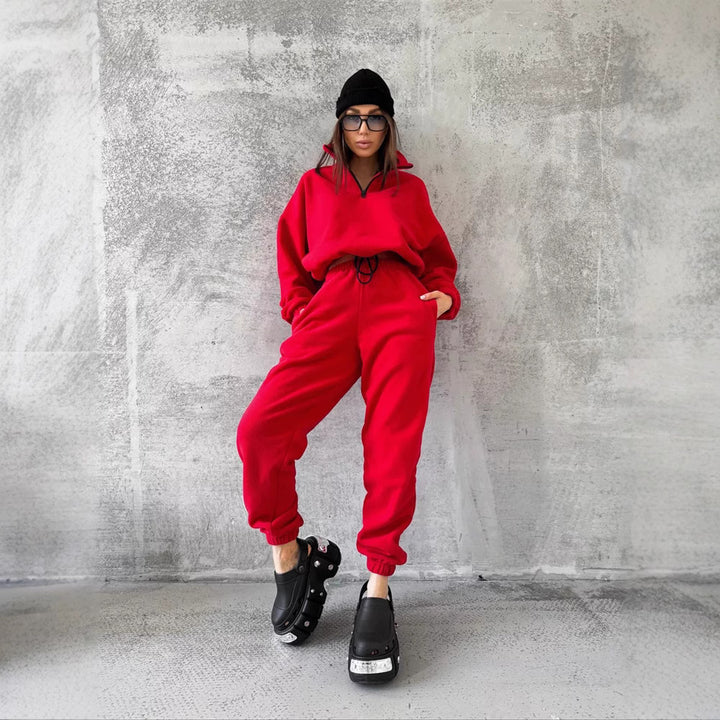 Kvinnors fleece lounge-set med hög krage och justerbar midja Mirla-Eva Jonsson