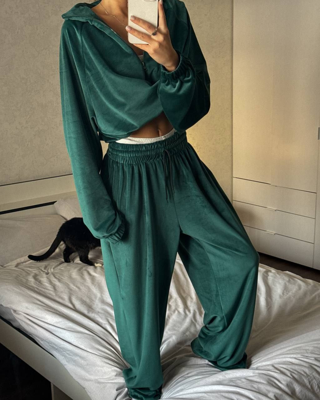Kvinnors fleece loungekläder set med modern dragkedja och lös passform Mirla-Eva Jonsson