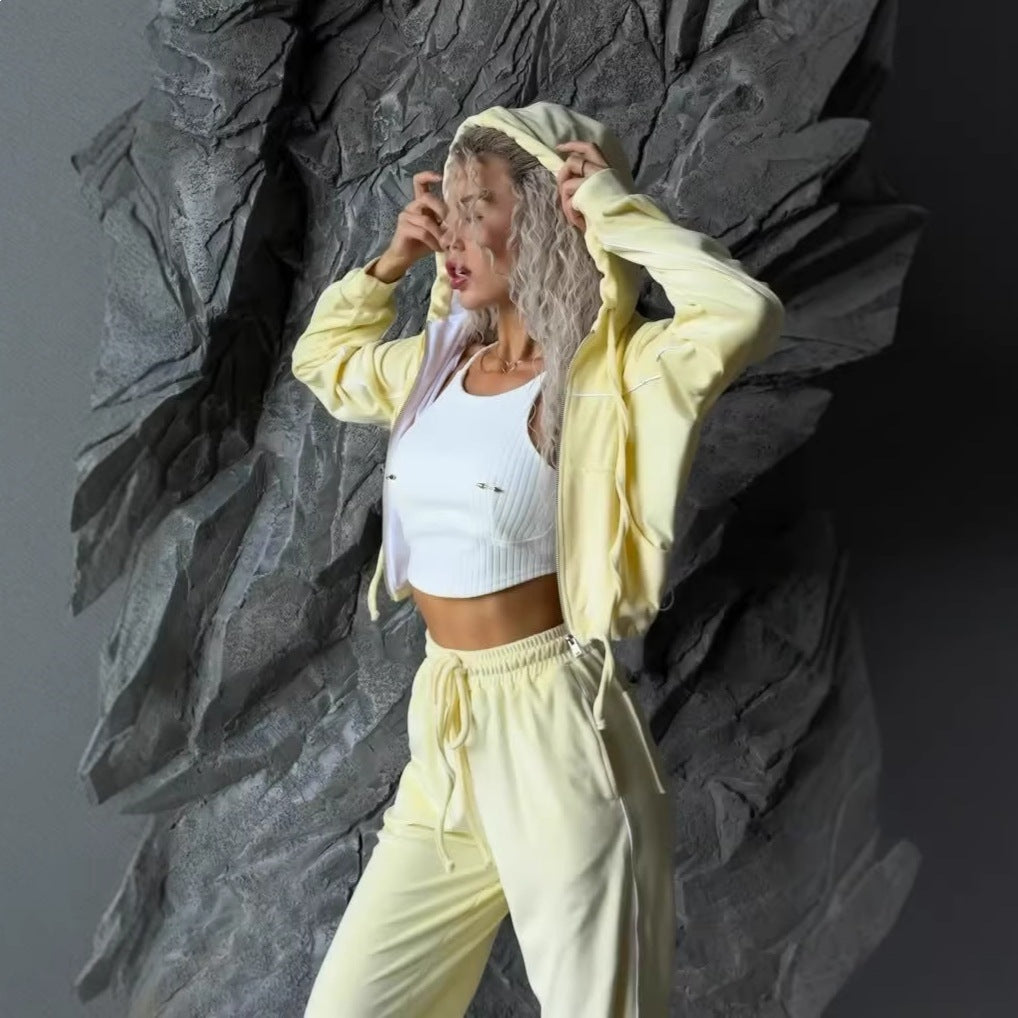 Kvinnors fleece träningsdräkt med hög krage och elegant dragkedja-Eva Jonsson