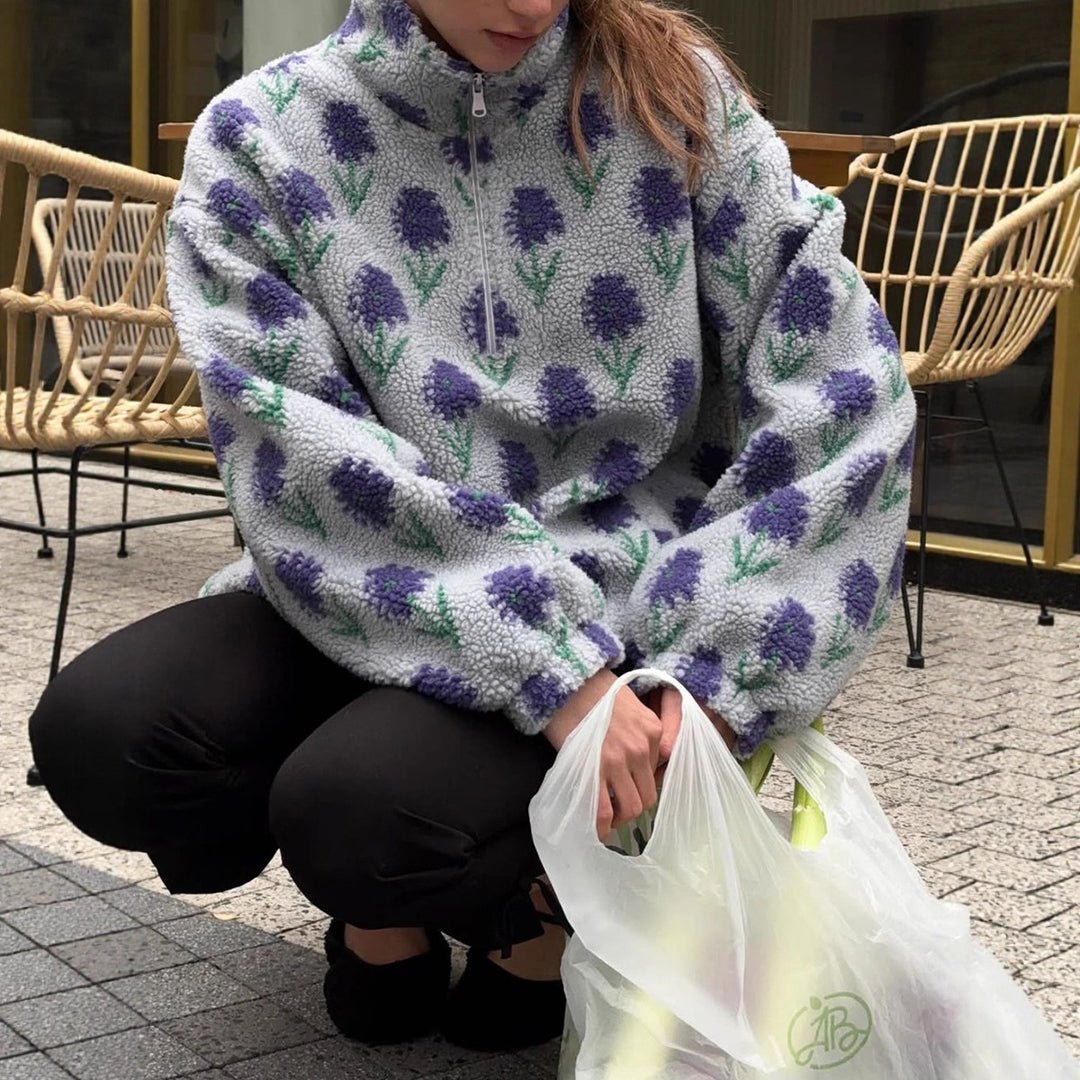 Kvinnors fleecepullover med blommönster och hög krage Mirla-Eva Jonsson