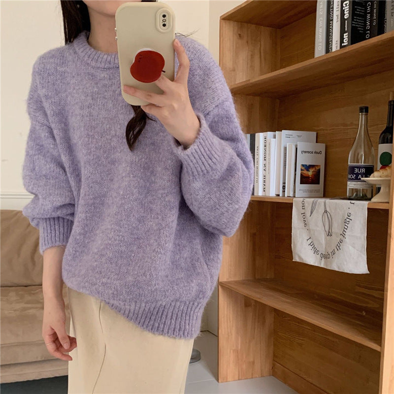 Kvinnors fluffiga oversized tröja gjord av mjuk stickad Mirla-Eva Jonsson