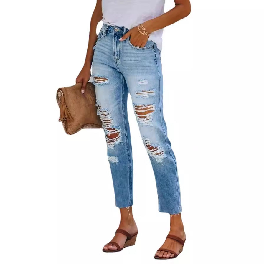 Kvinnors förstörda jeans i en avslappnad passform med trendiga detaljer-Eva Jonsson