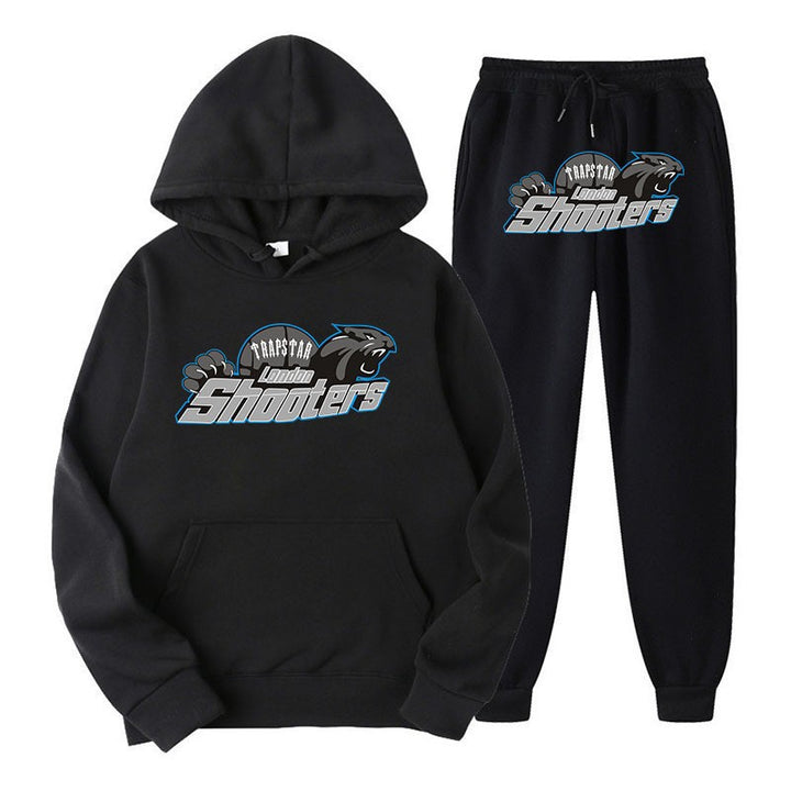 Kvinnors fritids hoodie och jogger set med urbant sportdesign Mirla-Eva Jonsson