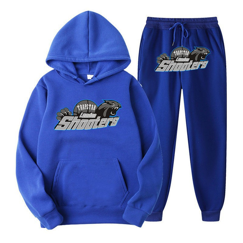Kvinnors fritids hoodie och jogger set med urbant sportdesign Mirla-Eva Jonsson