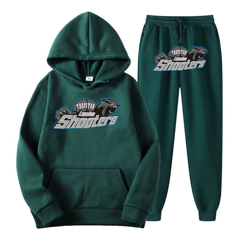 Kvinnors fritids hoodie och jogger set med urbant sportdesign Mirla-Eva Jonsson