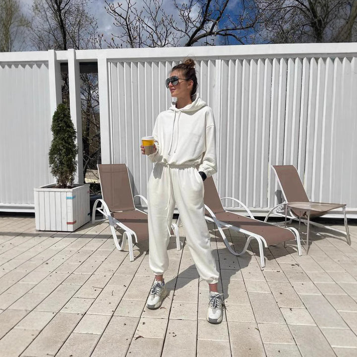Kvinnors fritids wellnessdräkt med huva och elastisk midja-Eva Jonsson