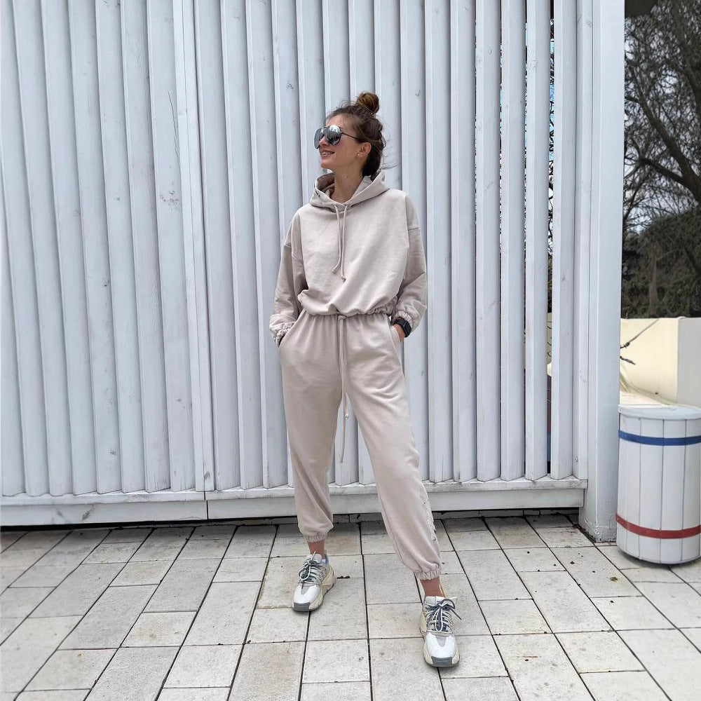 Kvinnors fritids wellnessdräkt med huva och elastisk midja-Eva Jonsson