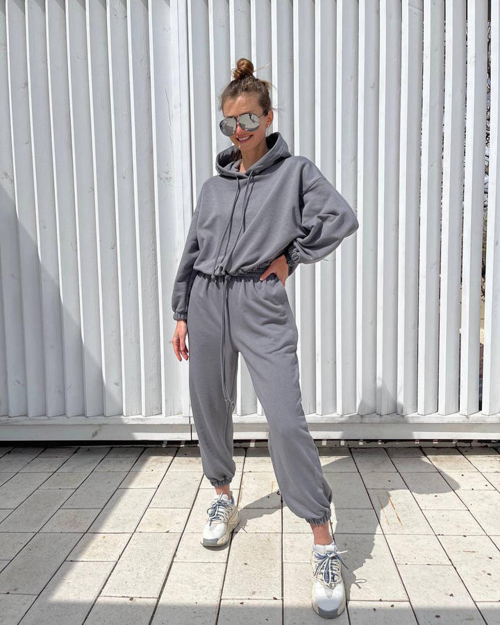 Kvinnors fritids wellnessdräkt med huva och elastisk midja-Eva Jonsson
