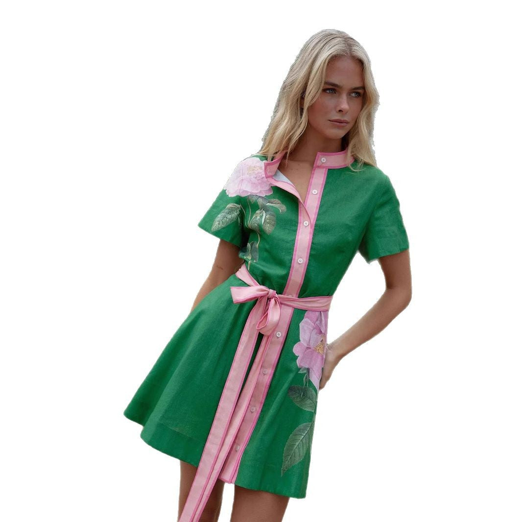 Kvinnors fritidsklänning med blommönster och bekväm midjebälte Mirla-Eva Jonsson