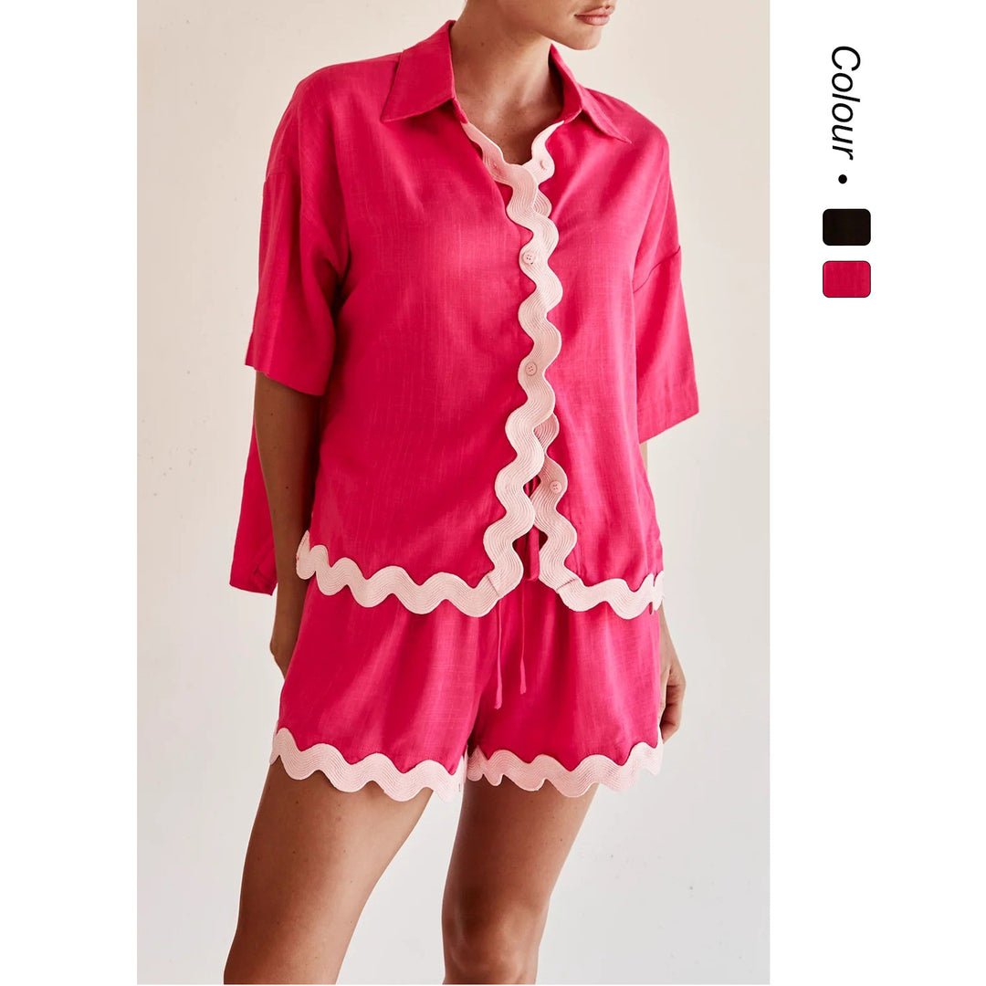 Kvinnors fritidsset med stilig kortärmad skjorta och avslappnade shorts-Eva Jonsson