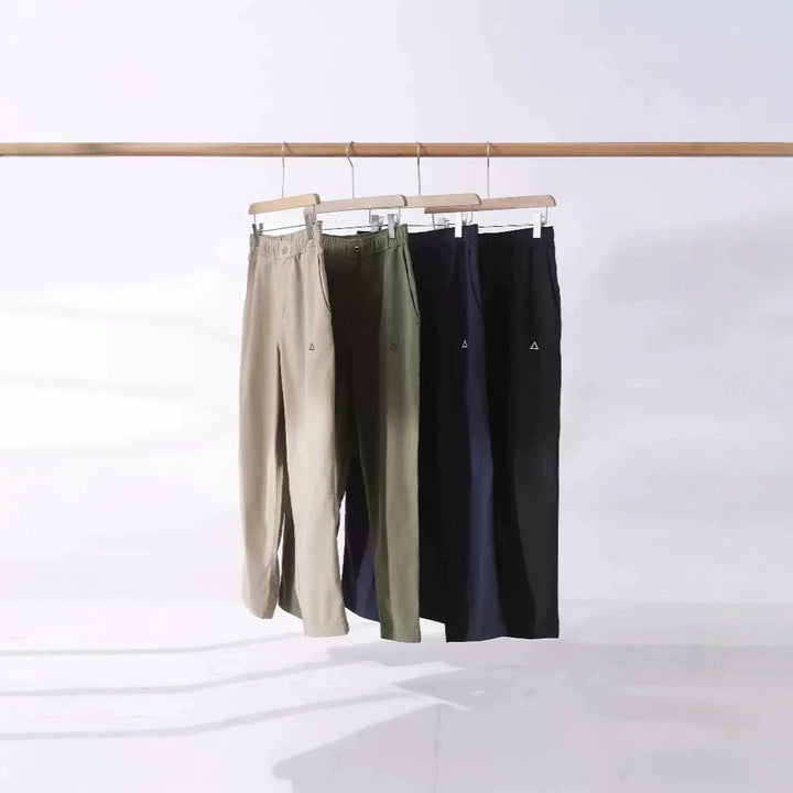 Kvinnors funktionella fritidsbyxor med elastisk midja och sidofickor Mirla-Eva Jonsson