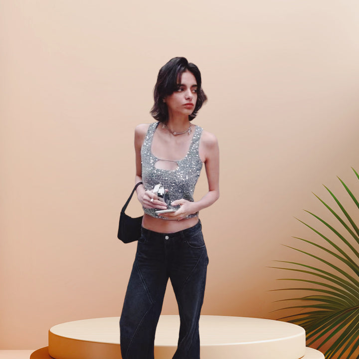 Kvinnors glittrande crop top med skimrande effekt och rundad halsringning Mirla-Eva Jonsson