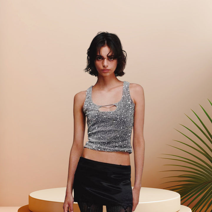 Kvinnors glittrande crop top med skimrande effekt och rundad halsringning Mirla-Eva Jonsson