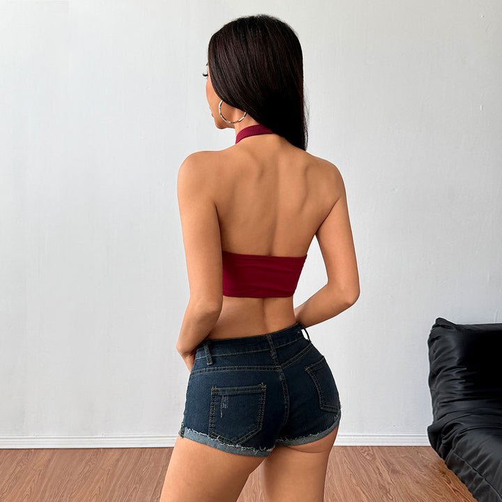 Kvinnors halterneck bodysuit med djup V-hals och elegant snörningsdetalj Mirla-Eva Jonsson