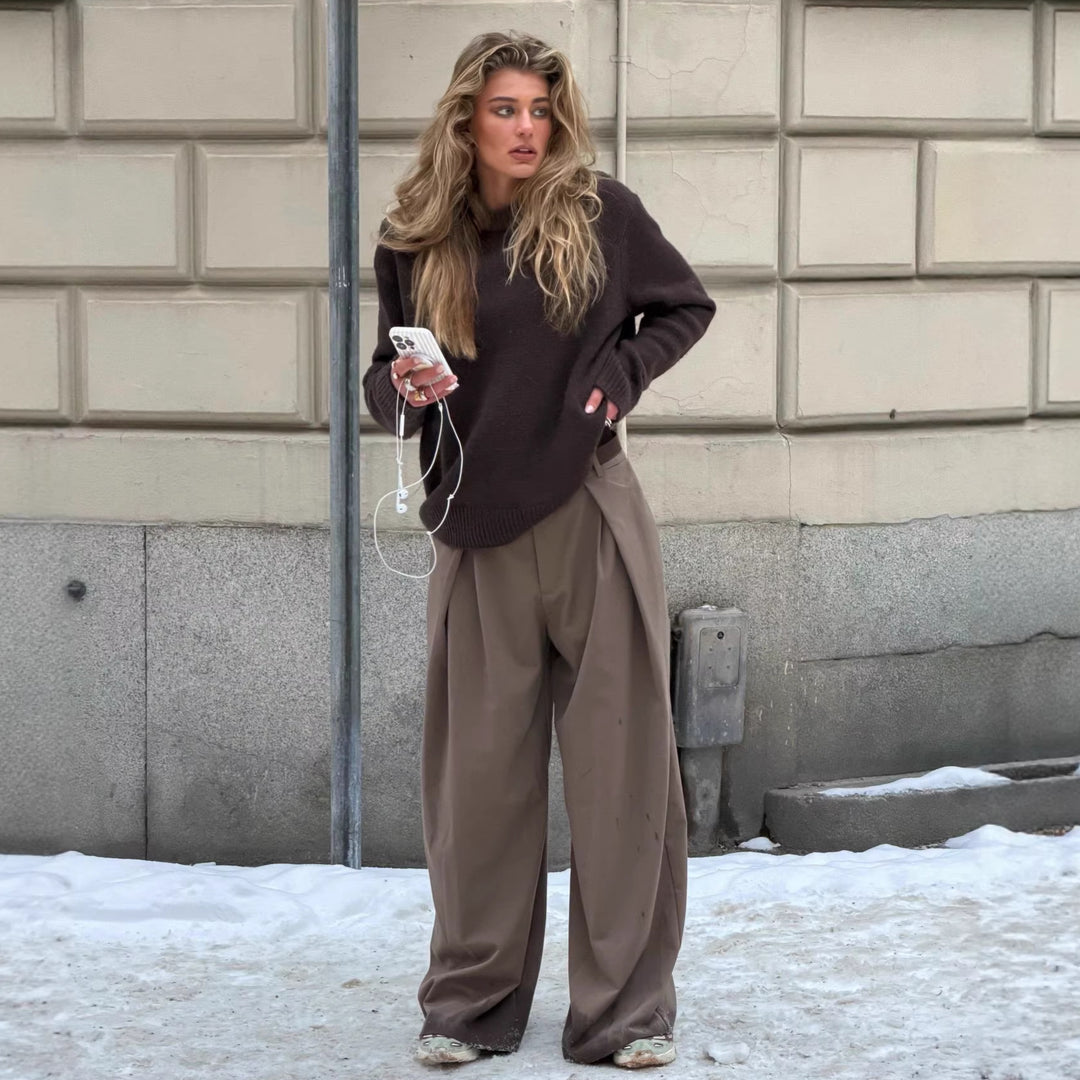 Kvinnors högmidjade, avslappnade byxor Mirla-Eva Jonsson