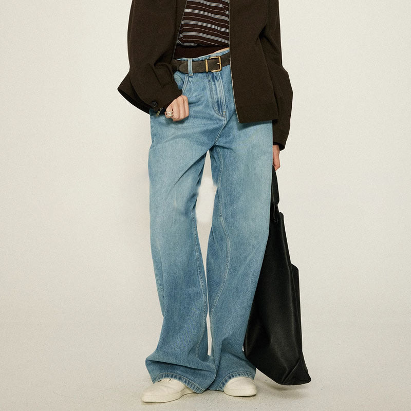 Kvinnors högmidjade bootcut jeans tillverkade av högkvalitativ denim Mirla-Eva Jonsson