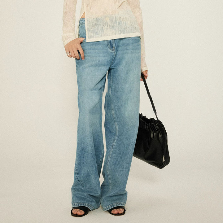 Kvinnors högmidjade bootcut jeans tillverkade av högkvalitativ denim Mirla-Eva Jonsson