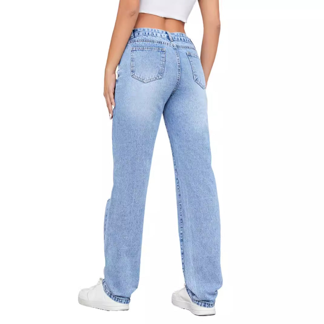 Kvinnors högmidjade jeans i en avslappnad vintage-stil med en snygg förstörd effekt Mirla-Eva Jonsson