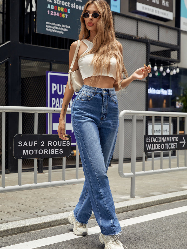 Kvinnors högmidjade jeans i klassisk passform med avslappnad bootcut Mirla-Eva Jonsson