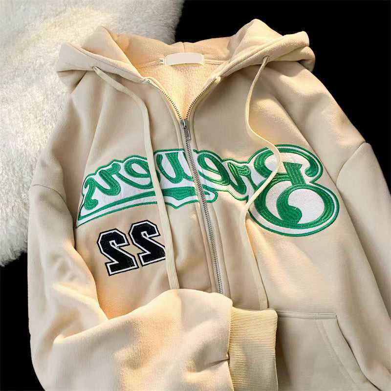 Kvinnors hooded jacka med nostalgisk sportdesign Mirla-Eva Jonsson