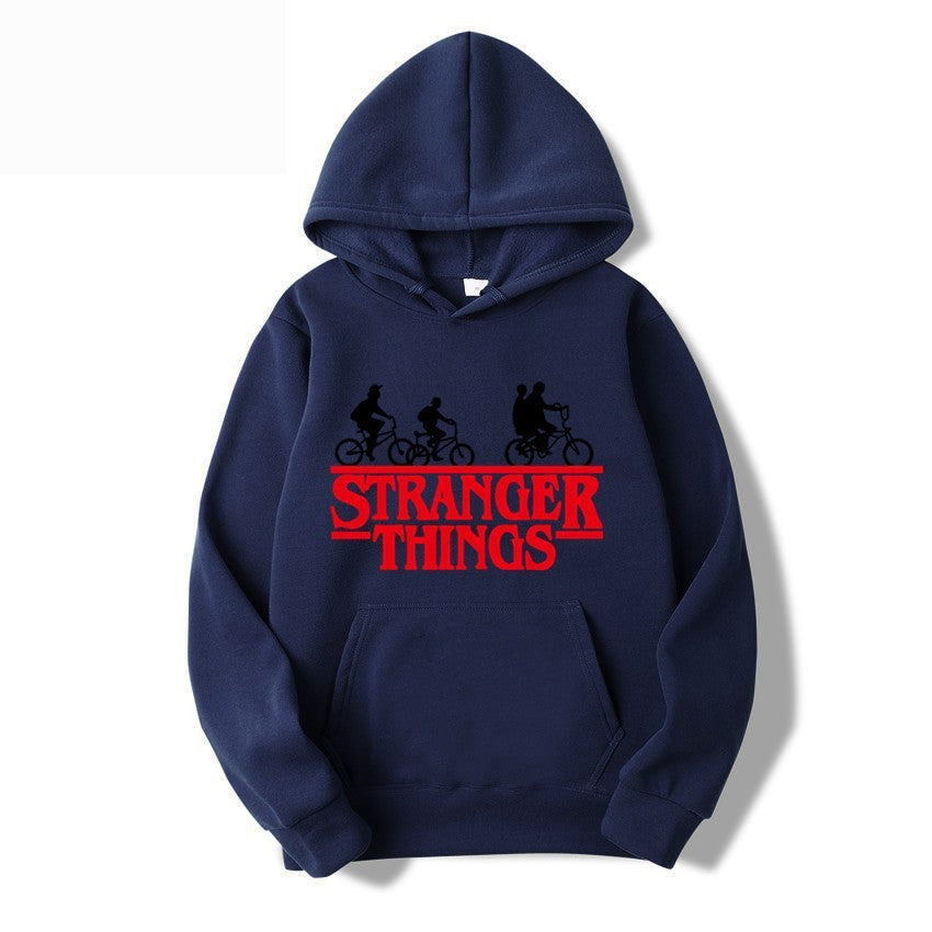 Kvinnors hooded sweatshirt med kreativt Stranger Things design Mirla-Eva Jonsson