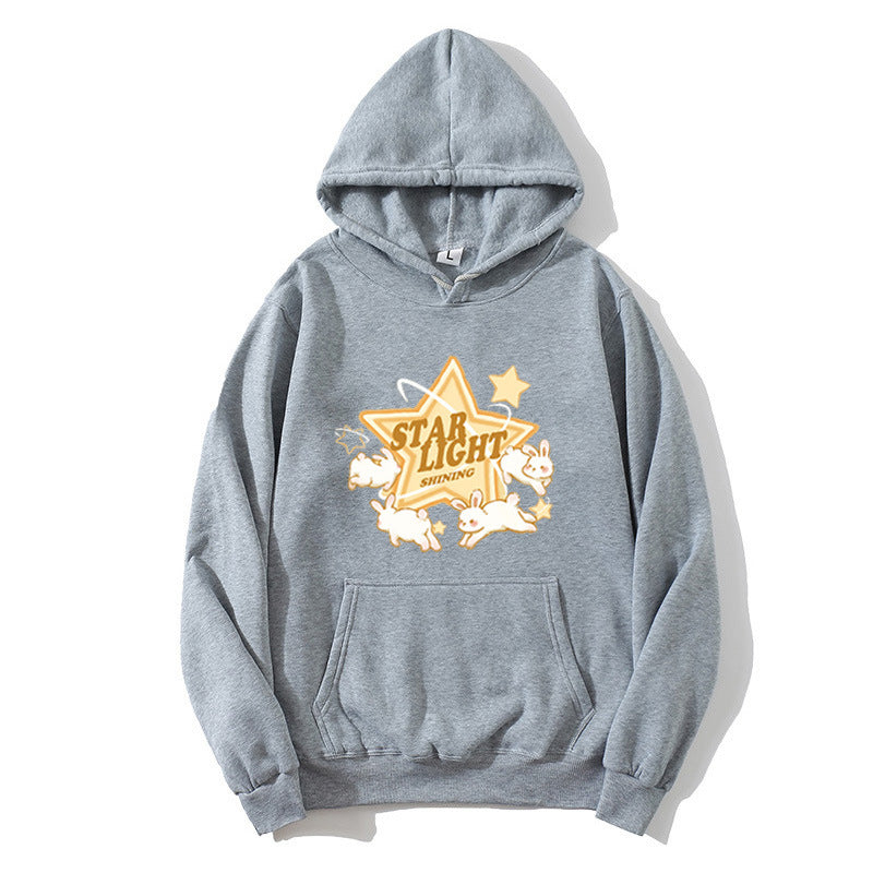 Kvinnors hooded sweatshirt med lekfullt sagomotiv Mirla-Eva Jonsson