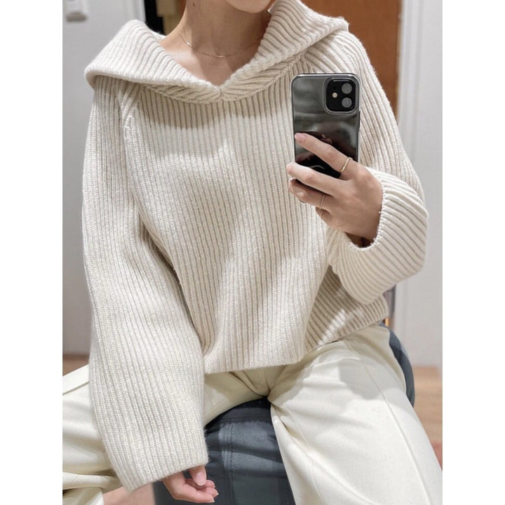 Kvinnors hoodie i avslappnad ribbdesign Mirla-Eva Jonsson