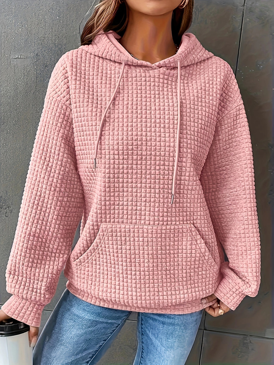 Kvinnors hoodie i strukturerat våffelmönster med sidofickor Mirla-Eva Jonsson