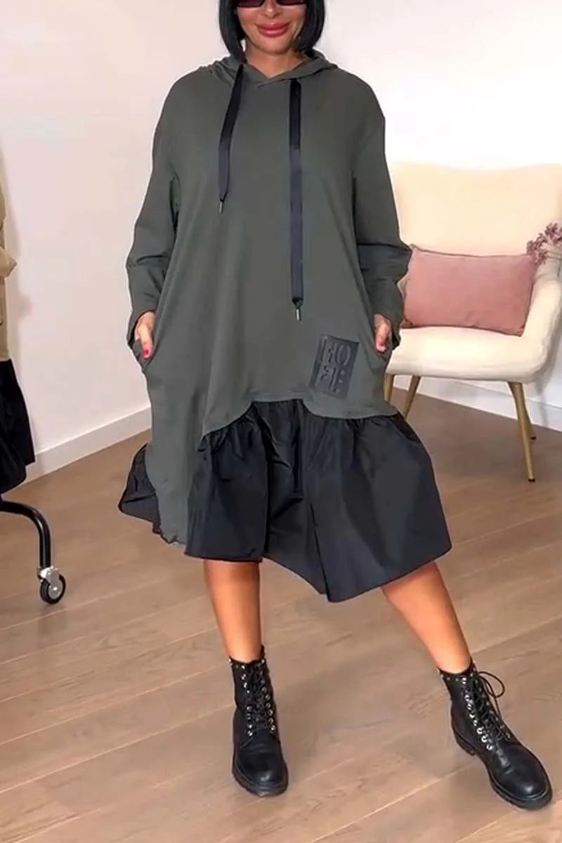 Kvinnors hoodie klänning med voluminös kjol och praktiska fickor Mirla-Eva Jonsson