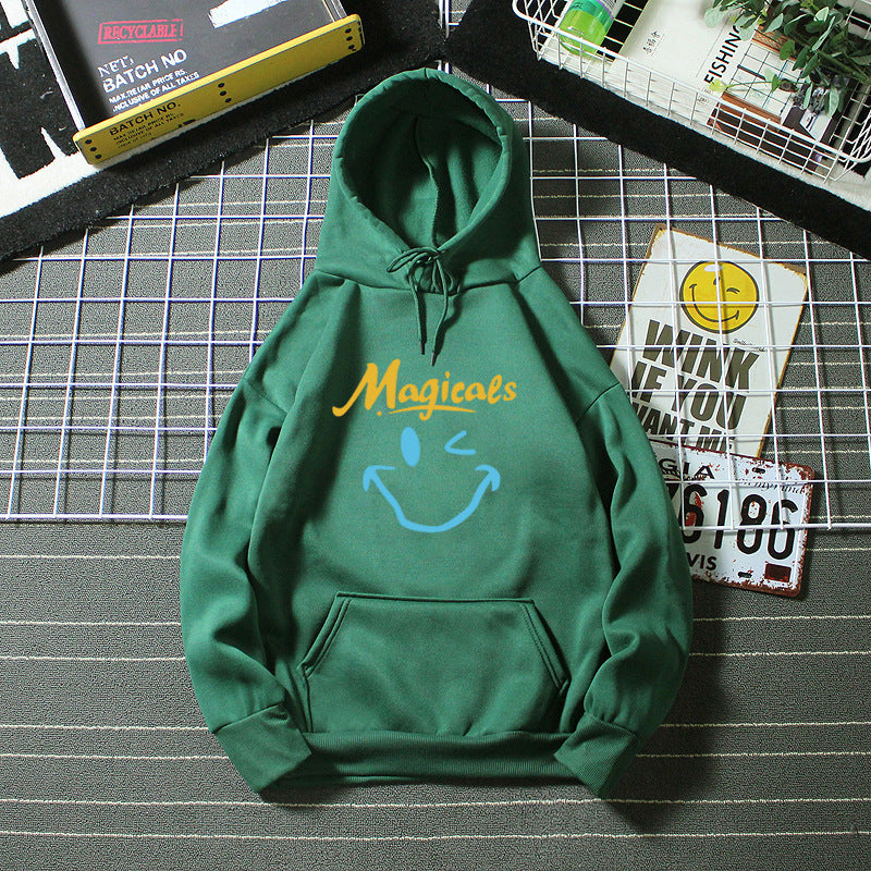 Kvinnors hoodie med avslappnad smiley-design Mirla-Eva Jonsson