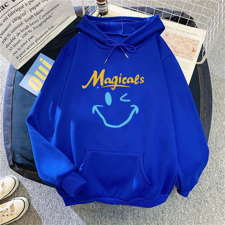 Kvinnors hoodie med avslappnad smiley-design Mirla-Eva Jonsson