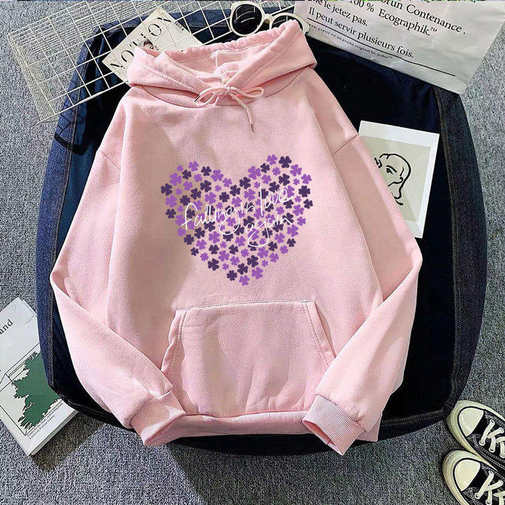 Kvinnors hoodie med blommigt hjärta design Mirla-Eva Jonsson